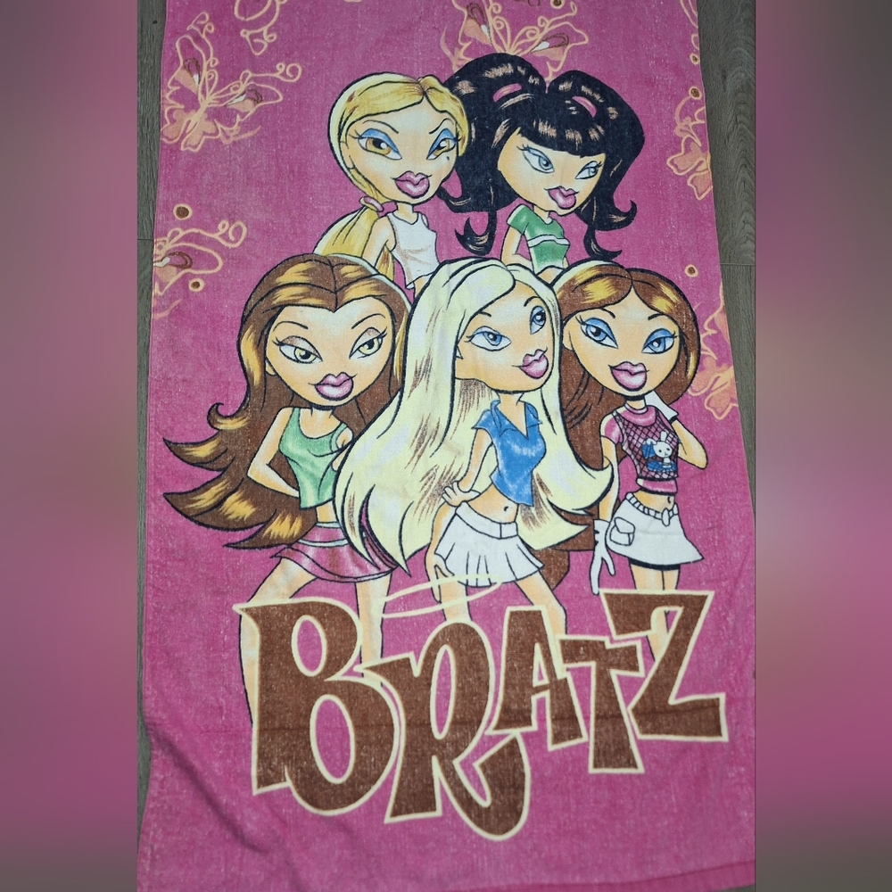 BRATZ Beach Towel Retro Vintage? 30 By 55 Inches - Picture 3 of 6